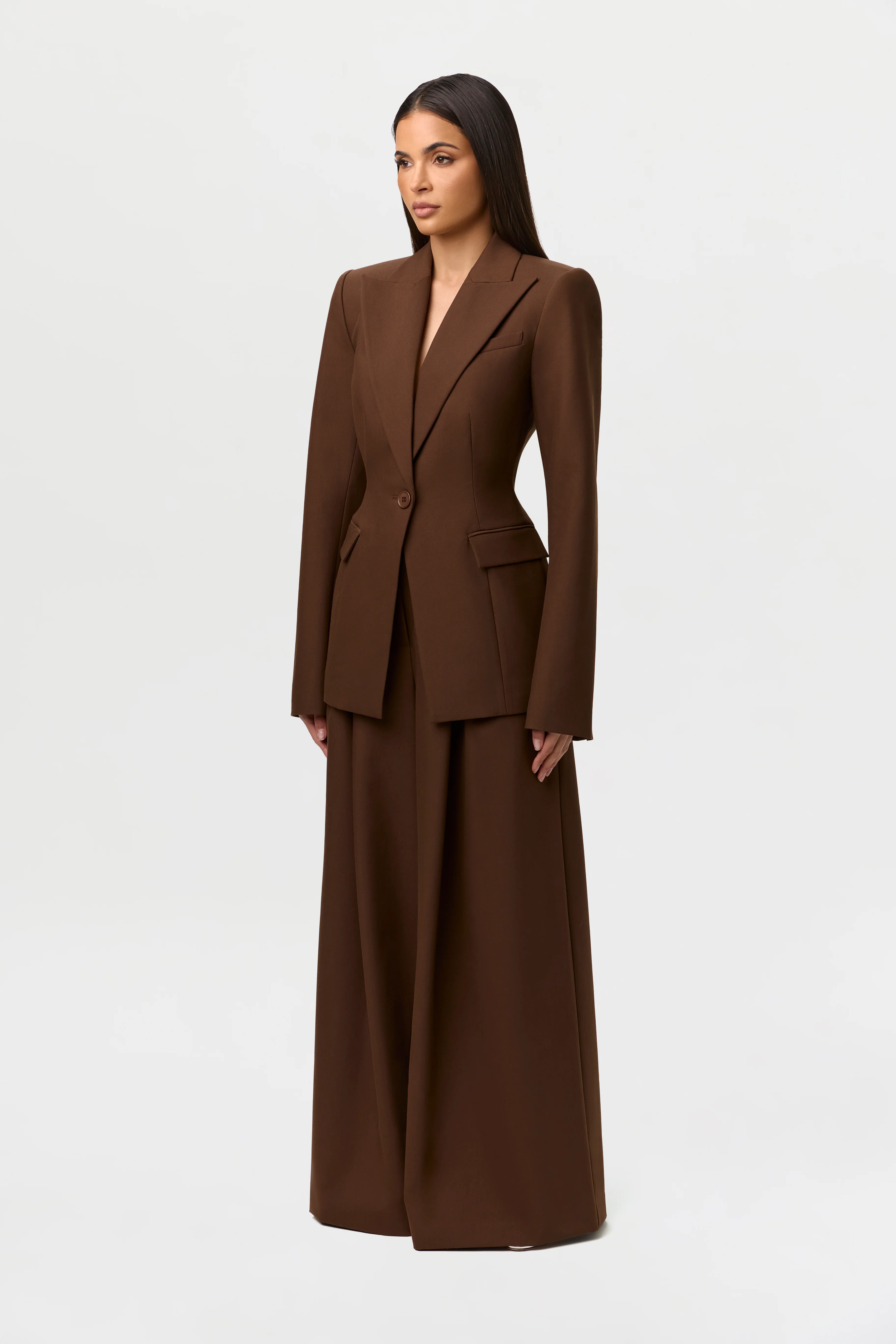 Power Shoulder Fitted Suit Blazer - Image 4